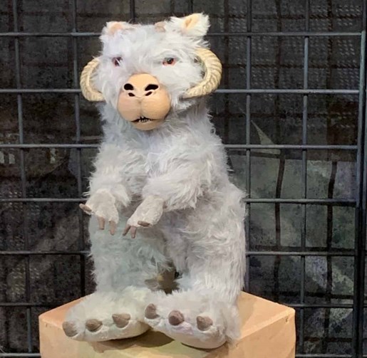 Tauntaun stuffed toy